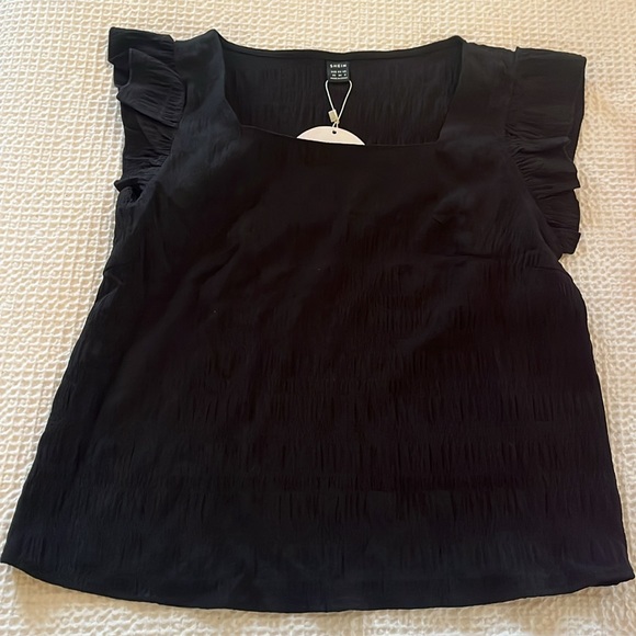 Set of 3 Ruffle Tanks, XS 2 - Picture 4 of 6